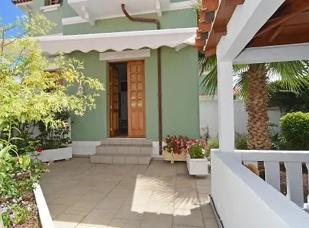 La Casa Apartment